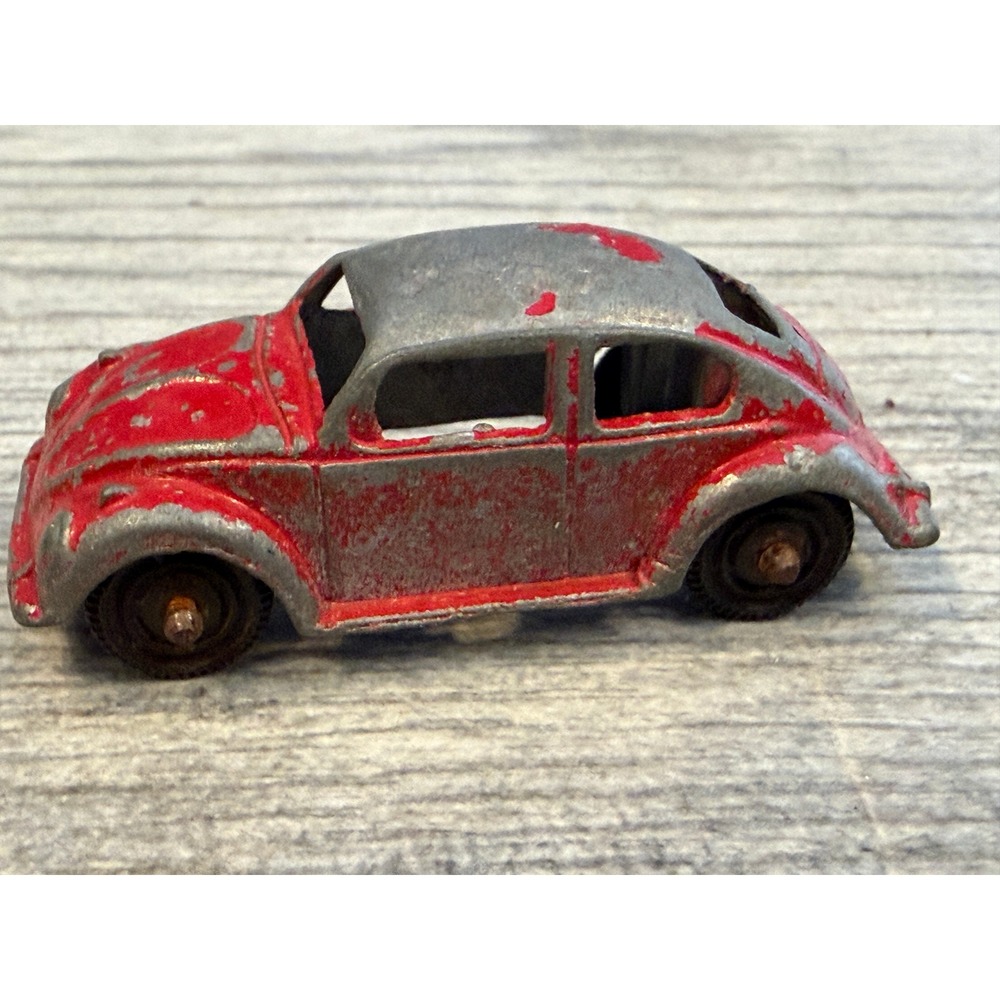 Tootsietoy VW Beetle Diecast Car Volkswagon Red Vintage Chicago USA 60s Metal